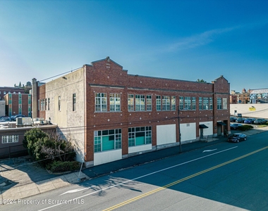 438 Penn Avenue - Photo Thumbnail 2