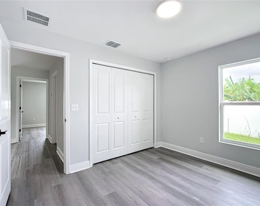 13609 Se 53rd Avenue - Photo Thumbnail 17