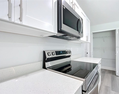 13609 Se 53rd Avenue - Photo Thumbnail 7