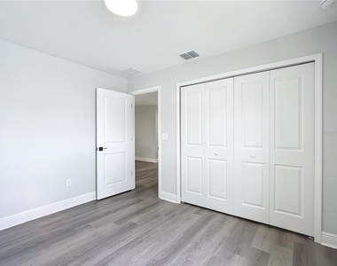13609 Se 53rd Avenue - Photo Thumbnail 18