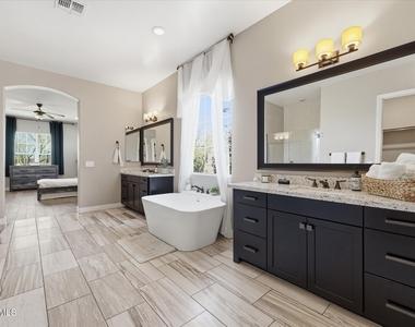 4254 E Valencia Drive - Photo Thumbnail 26