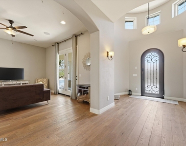 4254 E Valencia Drive - Photo Thumbnail 3