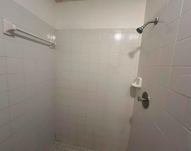 1109 Woodman Way - Photo Thumbnail 5