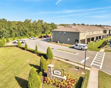 1394 Yellow Finch Drive - Photo Thumbnail 14