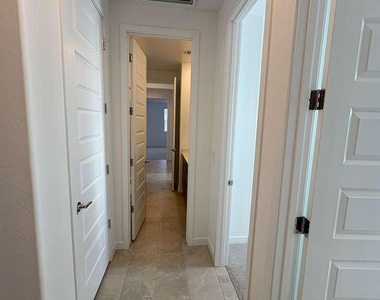 4738 E Kenneth Lane - Photo Thumbnail 37
