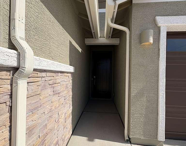 4738 E Kenneth Lane - Photo Thumbnail 3