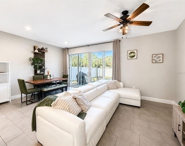 128 Arlington Square Court - Photo Thumbnail 7