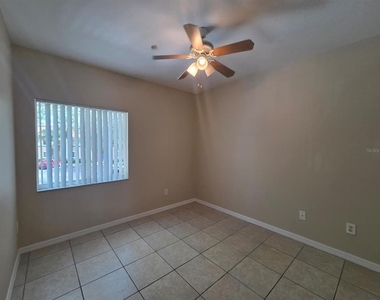 489 Las Cortes Lane - Photo Thumbnail 13