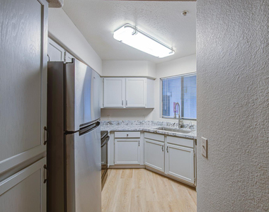 3848 N 3rd - Photo Thumbnail 44