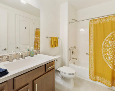 5100 E Rancho Paloma Drive - Photo Thumbnail 16