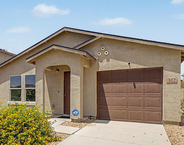 322 E Watson Place - Photo Thumbnail 3