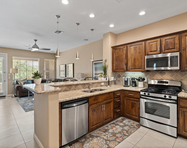 20750 N 87th Street - Photo Thumbnail 7