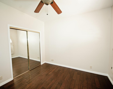 2322 S Rogers Circle - Photo Thumbnail 7