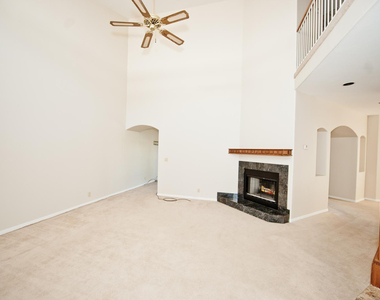 2322 S Rogers Circle - Photo Thumbnail 12