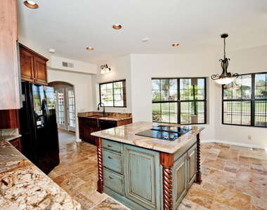 2322 S Rogers Circle - Photo Thumbnail 3