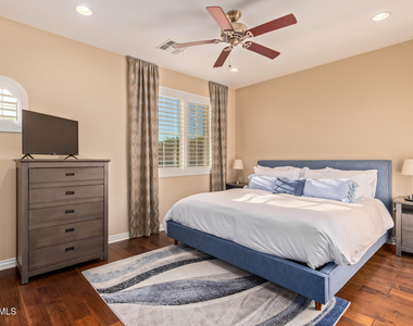 16367 N 183rd Drive - Photo Thumbnail 25