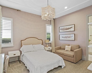 10372 Kensington Shore Drive - Photo Thumbnail 15
