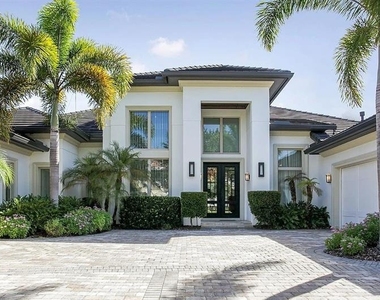 10372 Kensington Shore Drive - Photo Thumbnail 1