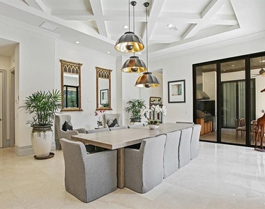 10372 Kensington Shore Drive - Photo Thumbnail 8