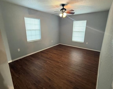 202 Owens Road - Photo Thumbnail 13