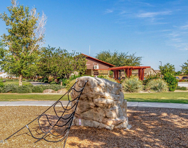 22689 E Munoz Street - Photo Thumbnail 4