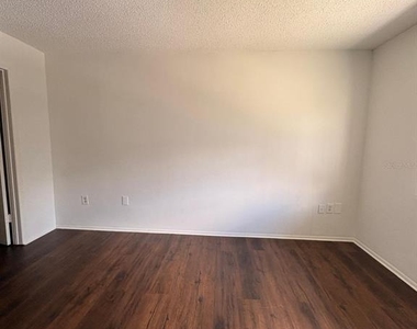 4155 S Semoran Boulevard - Photo Thumbnail 13