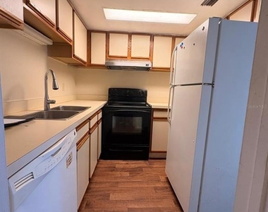 4155 S Semoran Boulevard - Photo Thumbnail 6