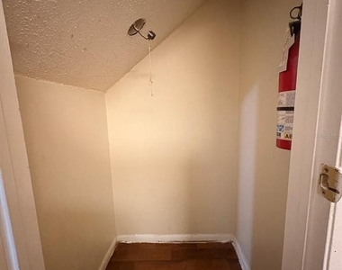 4155 S Semoran Boulevard - Photo Thumbnail 7