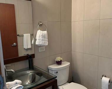 5575 Isla Verde Avenue - Photo Thumbnail 7