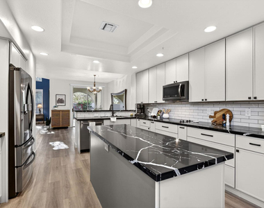 20802 N Grayhawk Drive - Photo Thumbnail 21