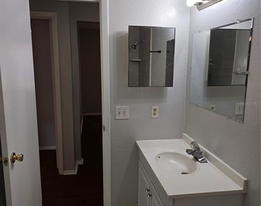 5667 Struthers Court - Photo Thumbnail 5