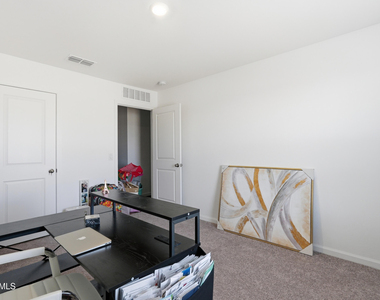 15610 S Moon Valley Road - Photo Thumbnail 23