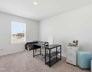 15610 S Moon Valley Road - Photo Thumbnail 22