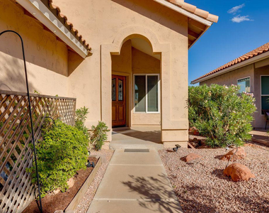 16439 S 34th Way - Photo Thumbnail 1