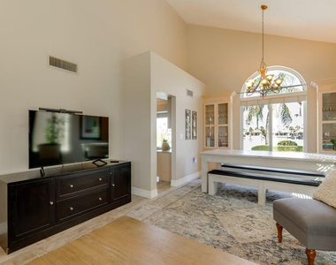16439 S 34th Way - Photo Thumbnail 18