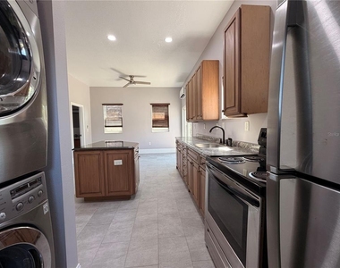 706 New York Avenue - Photo Thumbnail 6