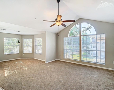 665 Youngstown Parkway - Photo Thumbnail 3