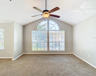 665 Youngstown Parkway - Photo Thumbnail 4