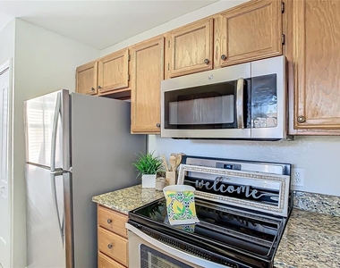 665 Youngstown Parkway - Photo Thumbnail 14