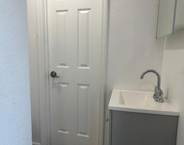 3061 Crystal Hills Drive - Photo Thumbnail 34