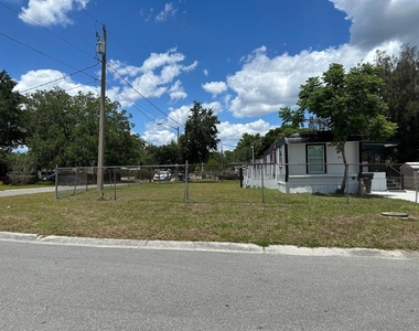 3061 Crystal Hills Drive - Photo Thumbnail 2