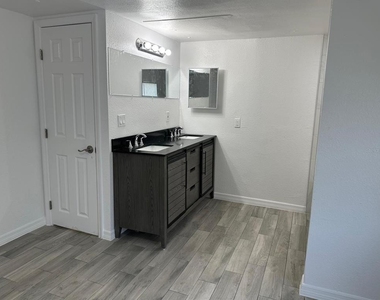 3061 Crystal Hills Drive - Photo Thumbnail 31