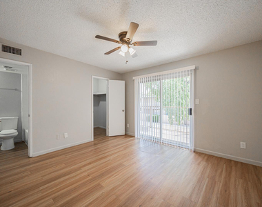 6565 N 19th Avenue - Photo Thumbnail 15