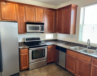 10254 E Isleta Avenue - Photo Thumbnail 4