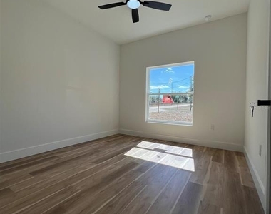 14659 Sw 33rd Lane - Photo Thumbnail 14