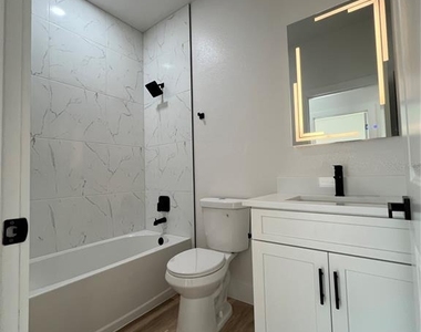 14659 Sw 33rd Lane - Photo Thumbnail 22