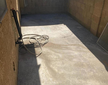 3302 W Northern Avenue - Photo Thumbnail 14
