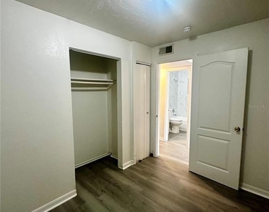 5527 Bryson Drive - Photo Thumbnail 10