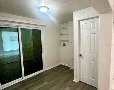 5527 Bryson Drive - Photo Thumbnail 5