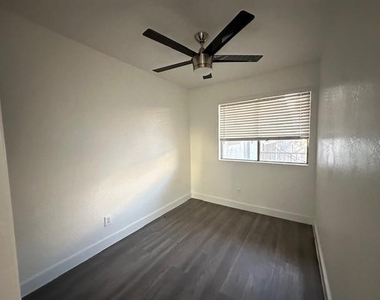18202 N Cave Creek Road - Photo Thumbnail 8